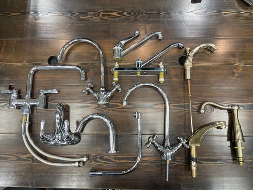 Lot faucet fixtures - of,
